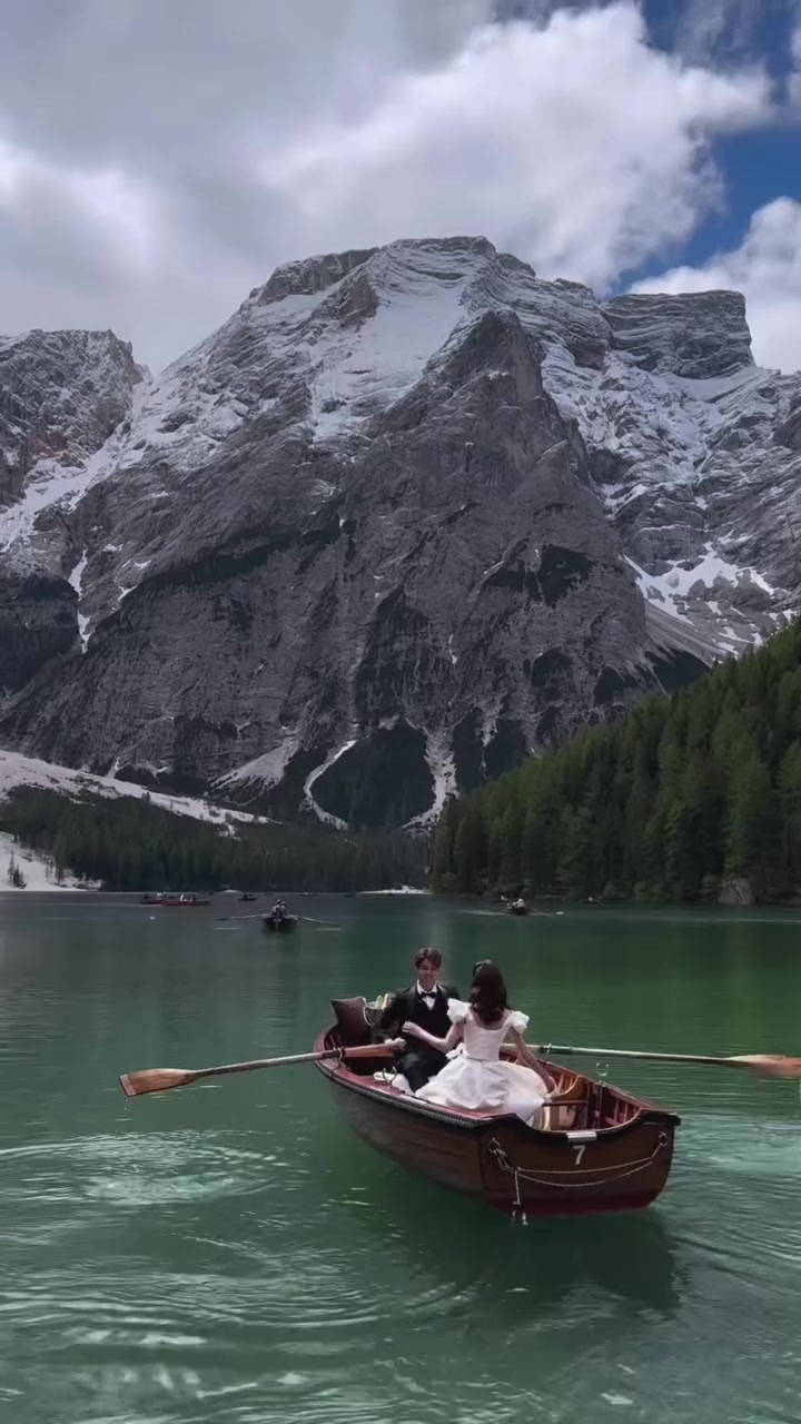 kaiyun sports-日本国脚佐野海舟与模特喜结连理，昔日性侵风波后终迎人生新篇