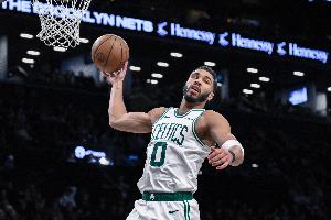 开云在线-马祖拉谈塔图姆伤势：看起来还好&amp;目前在冰敷 现在要多加注意了