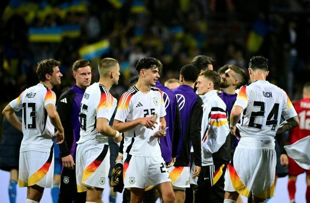 开云体育-德国队闷平乌克兰，球场惊现炸弹警报！