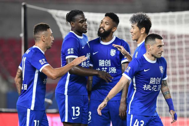 kaiyun sports-马德兴总结中超前5轮：准备期重要 谢晖能坚持多久